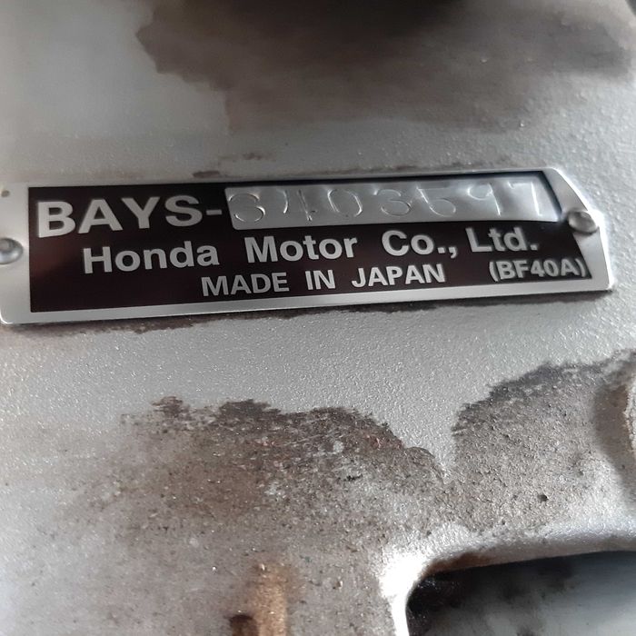 Продам човен Прогрес 2 з двигуном HONDA 4 тактний.