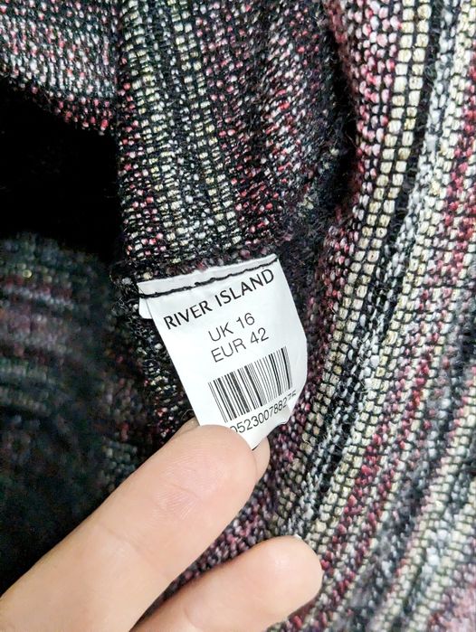 Błyszcząca sukienka z dodatkiem wełny River Island, rozmiar 42