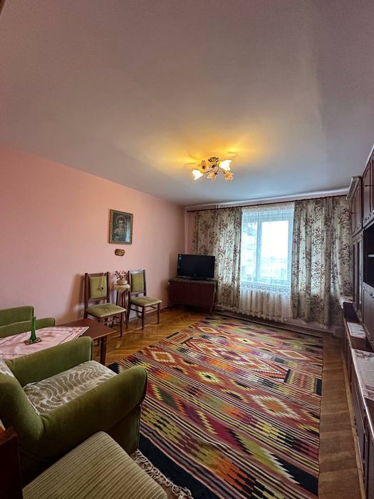 Продаж 4 кімнатної квартири