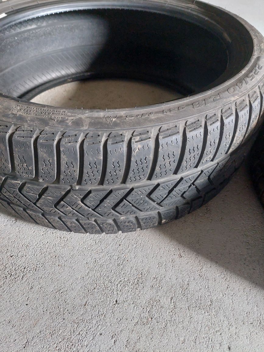Pneus neve Pirelli
