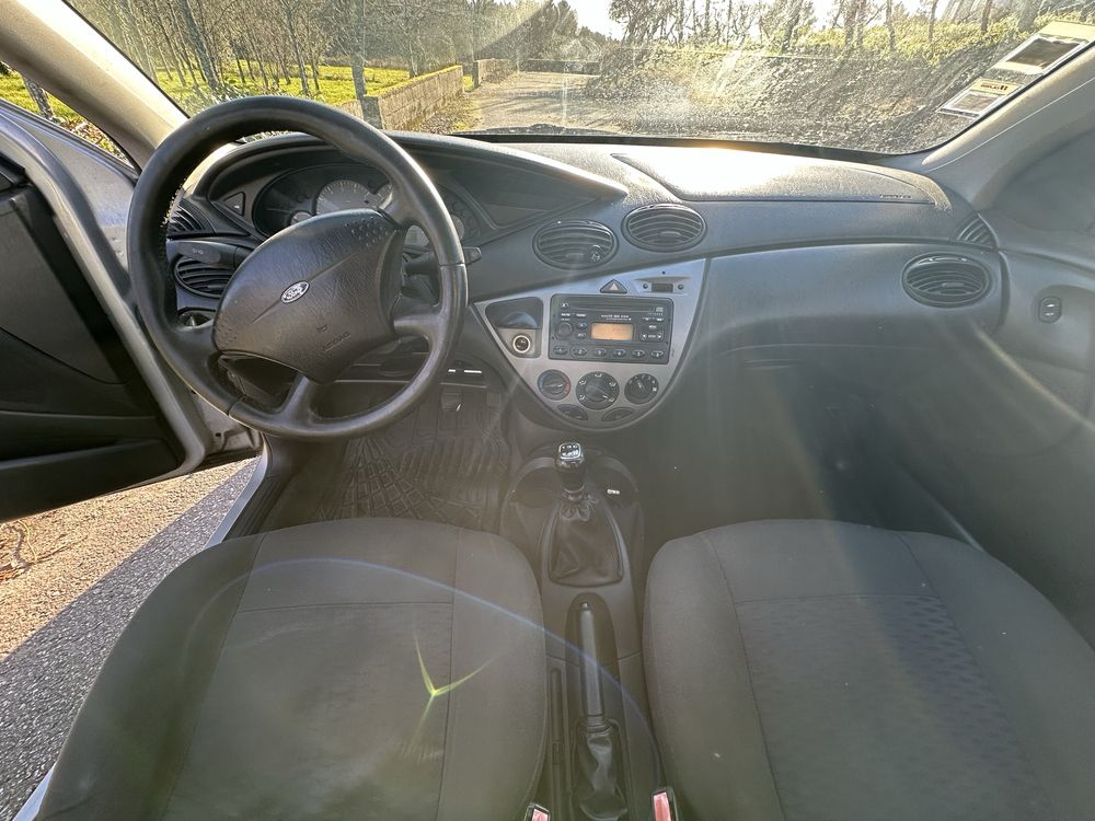 Ford Focus 1.8 90cv