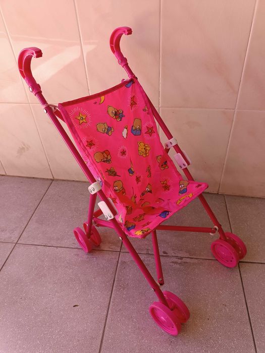 Carrinho bébé rosa para brincar, dobrável