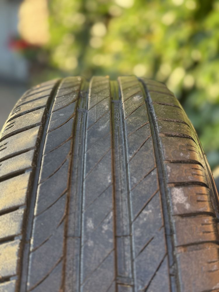 Opony letnie Kleber Dynaxer SUV 215/60R17 96 V