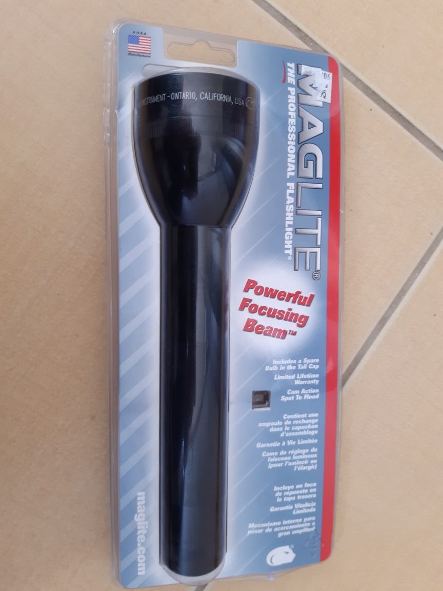 Latarka MAGLITE, patrolowa, szperacz, dla służb ochronnych lub munduro