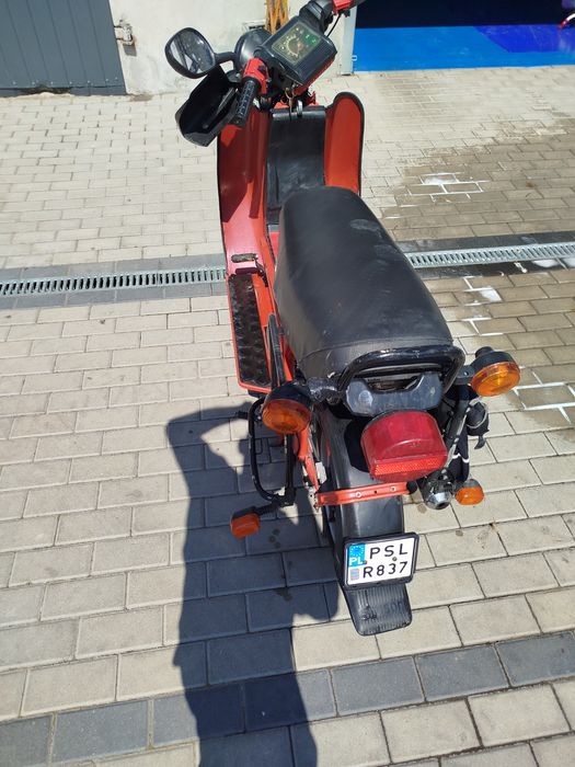 Simson Sr 50
Sprzedam Simsona SR 50 – skuter (1989 r.)