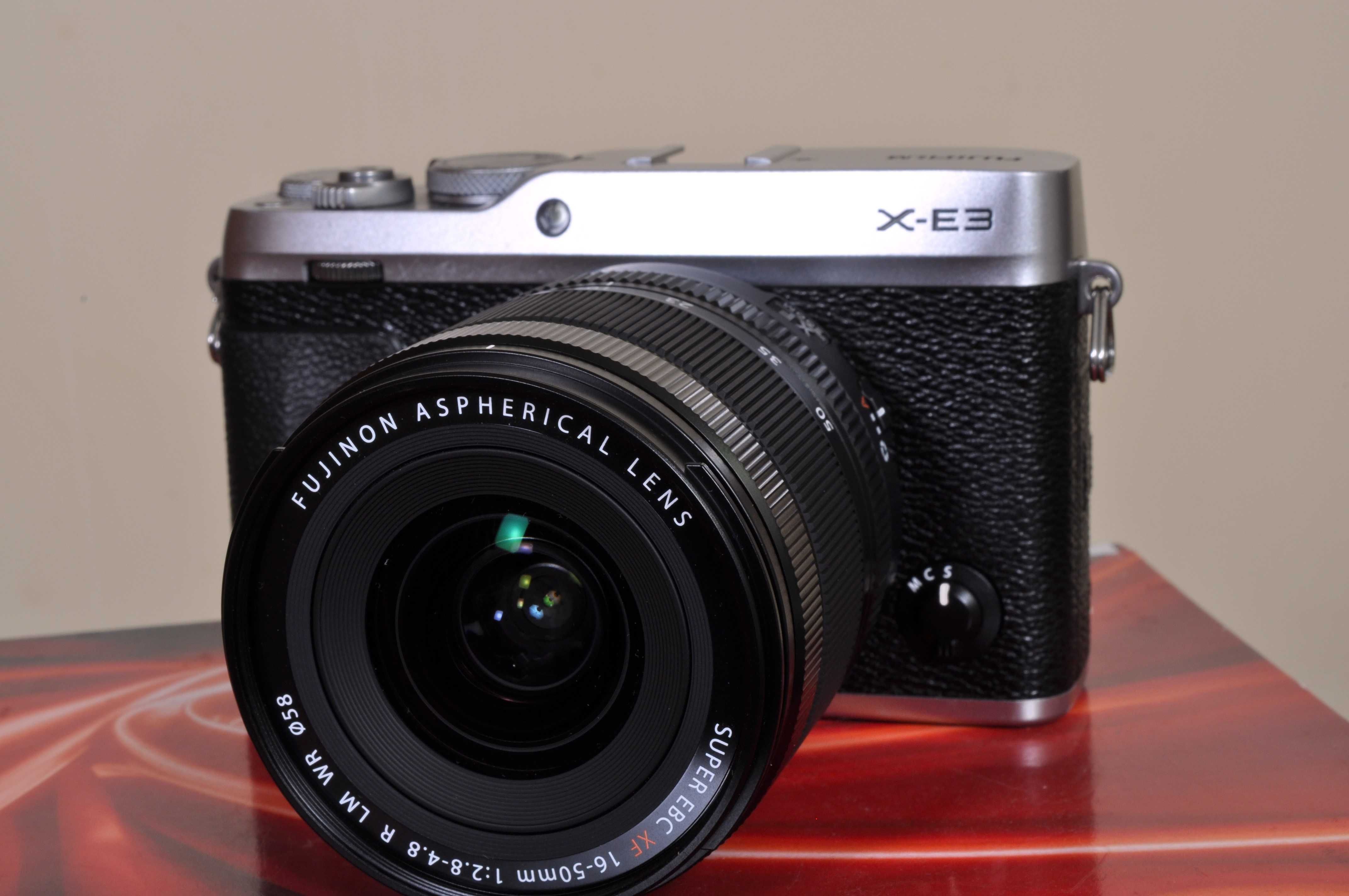Fuji X-E3 + Fuji XF 16x50 F: 2.8-4.8 WR. Como novo, garantia Fuji PT.