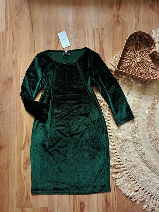 Sukienka wieczorowa welurowa welur  VILA M Nowa z metką