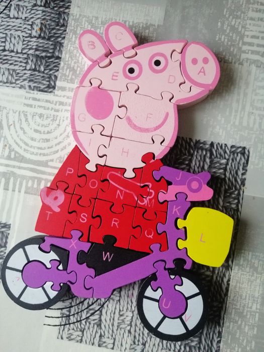 Drewniane puzzle Peppa