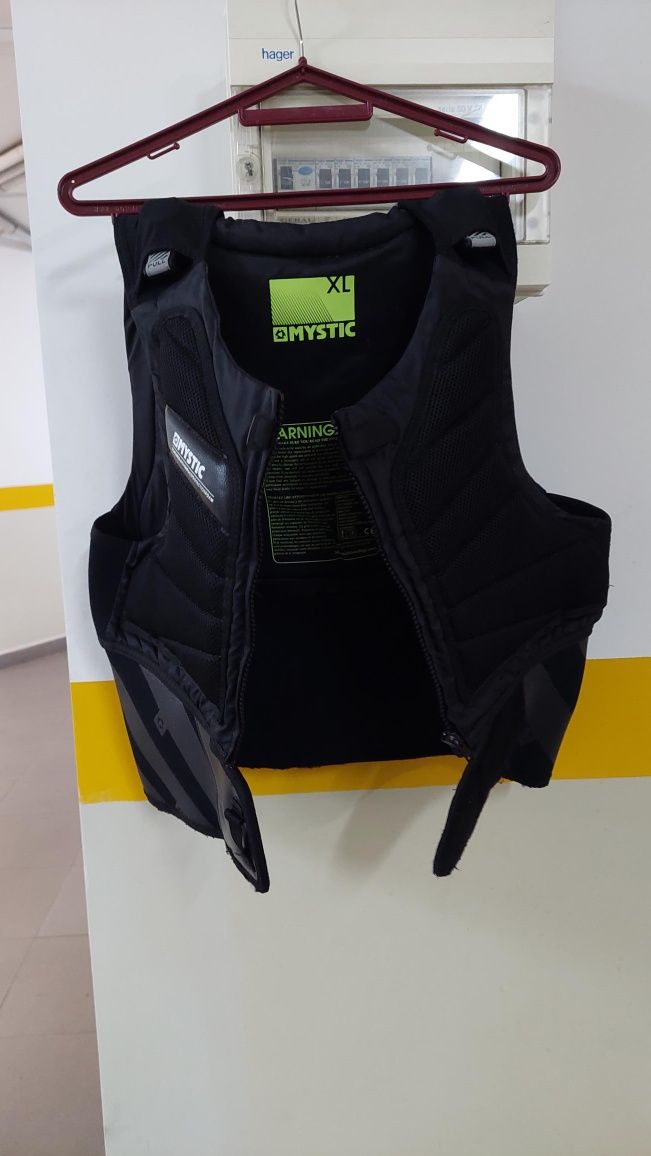 Mystic Impact Vest