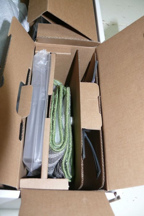 Robot Aspirador e Esfregona Roomba Combo® com ligação Wi-Fi