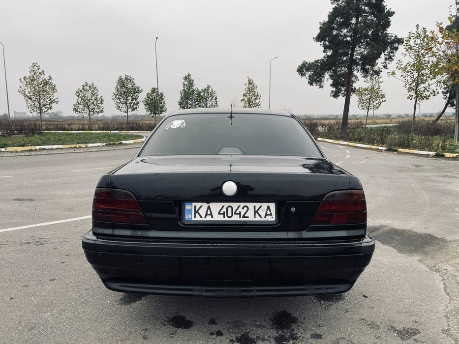 Продам BMW E38 2.8 m52b28