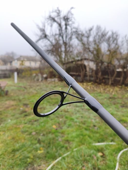 Продам 2 коропових вудилища 13ft Daiwa