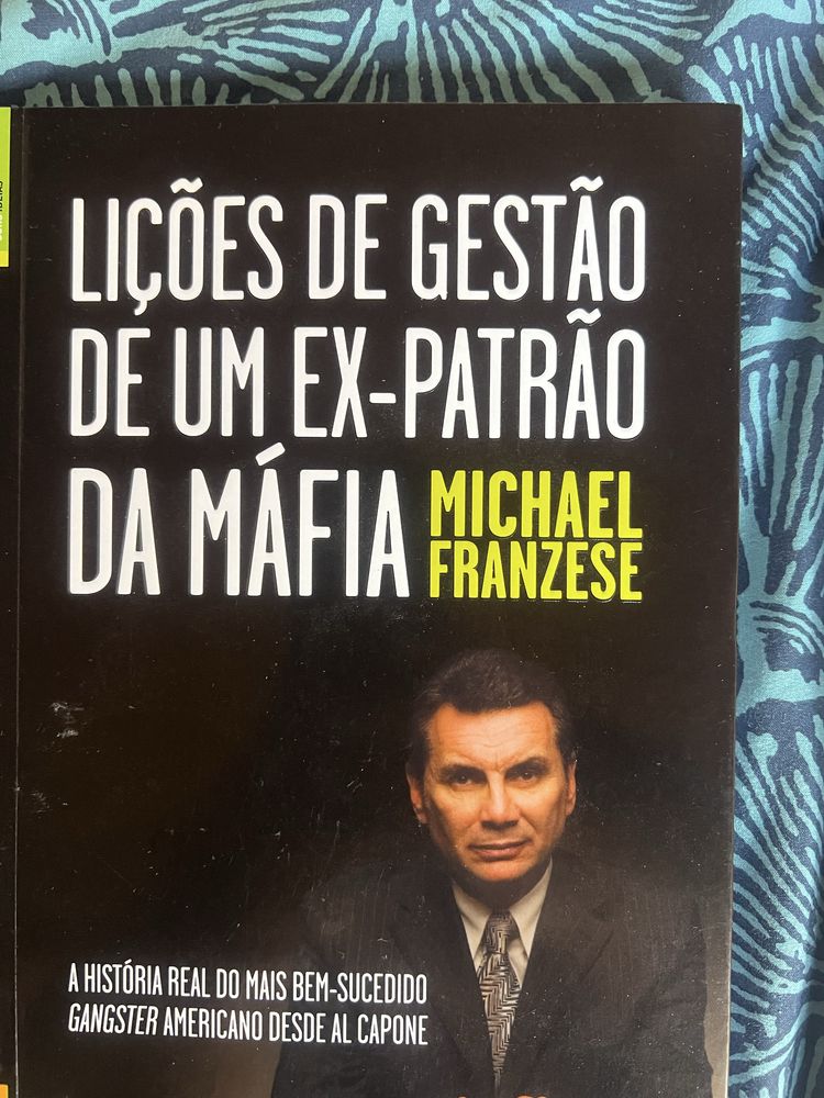 Pack 8 livros, varios autores, diversos temas