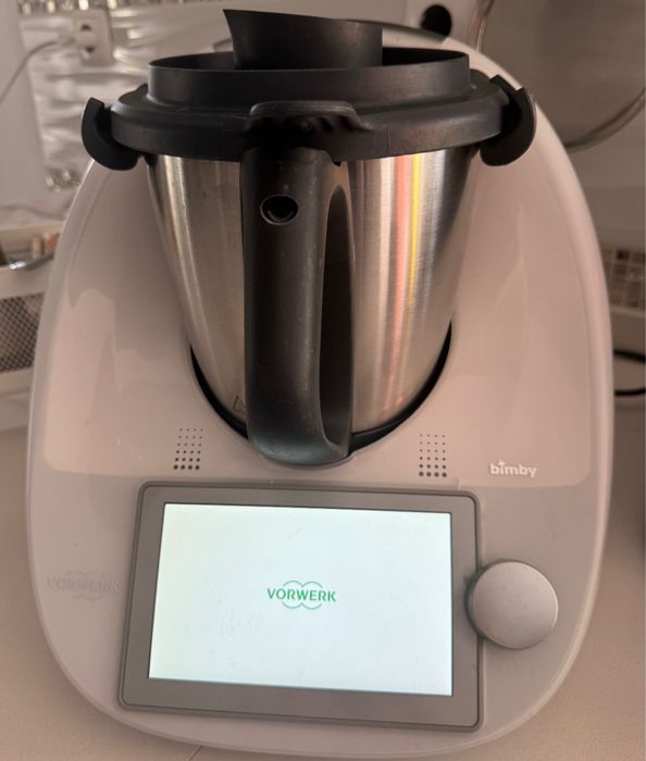 Vendo Bimby TM6 como nova e com todos acessorios.