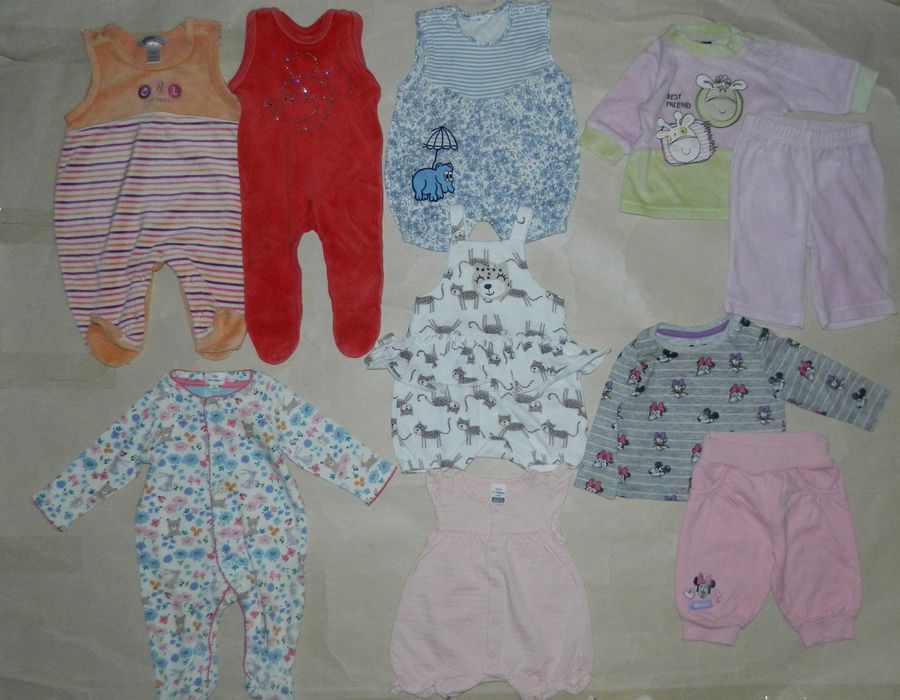 Пакет одягу новонародженій дівчинці 56-62 см