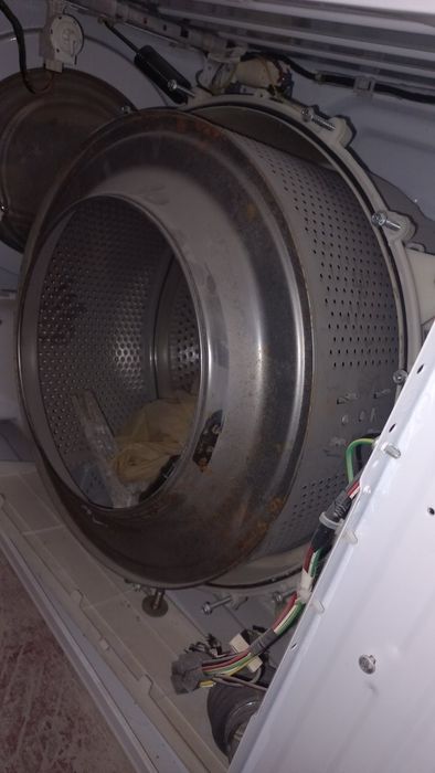 Продам запчасти на стиральную машину