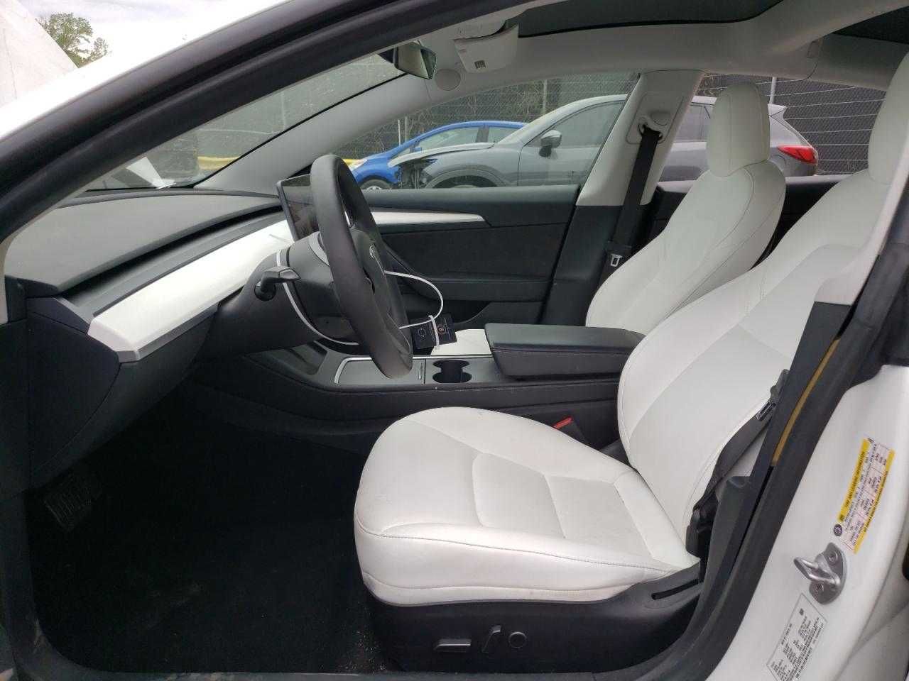 Tesla Model 3 (2021)