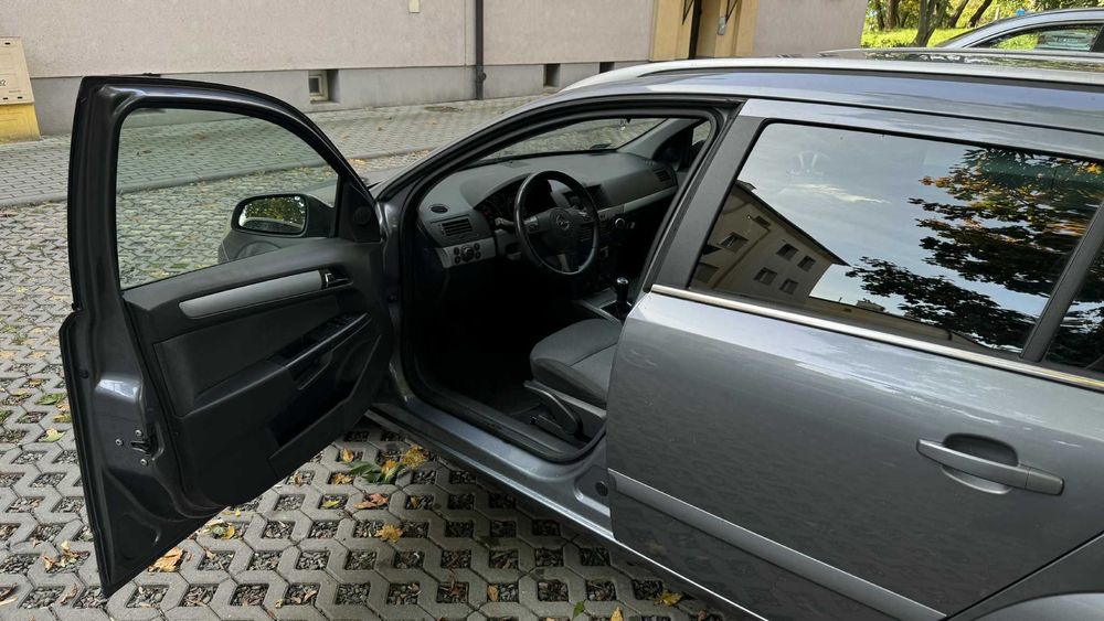 Opel Astra H - kombi, benzyna, 1.8