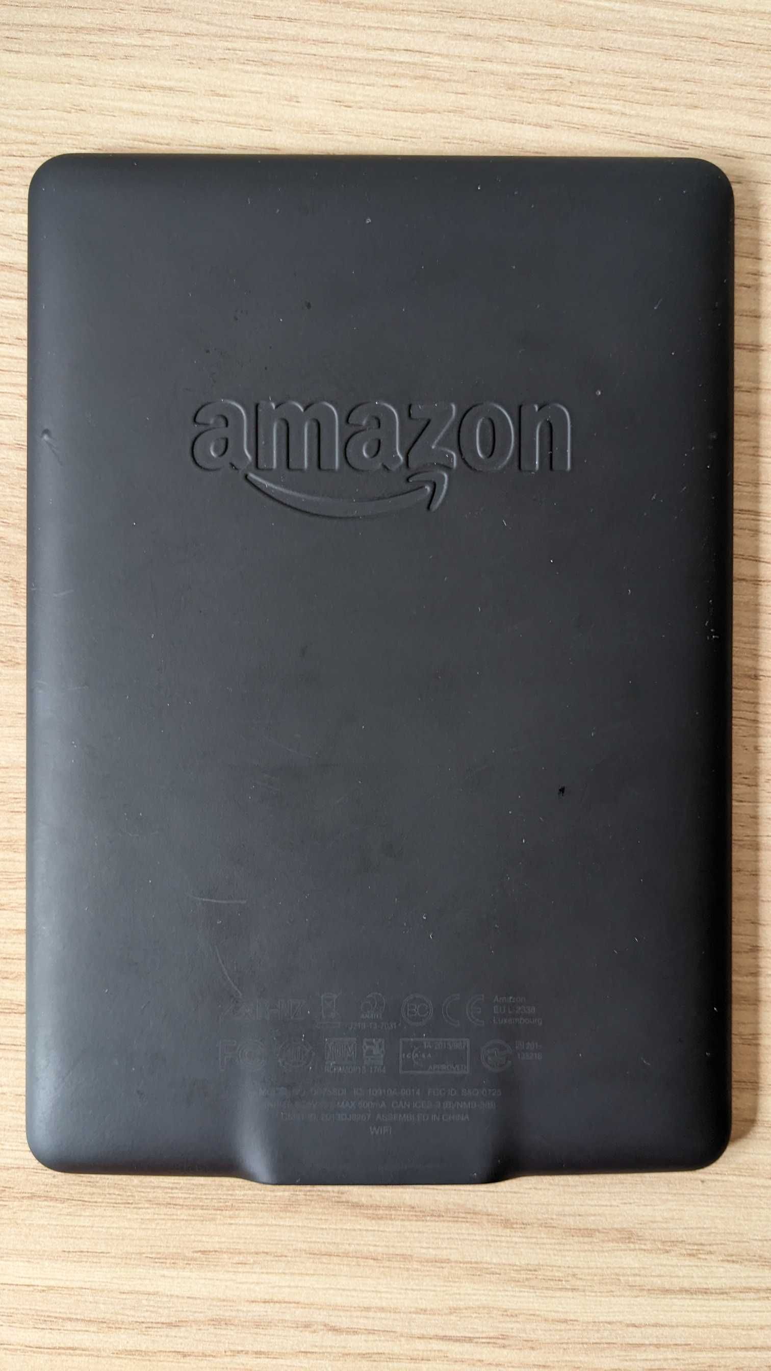 Czytnik Kindle Paperwhite 3 (7 gen) dysk 4GB, folia,etui,pudełko,kabel