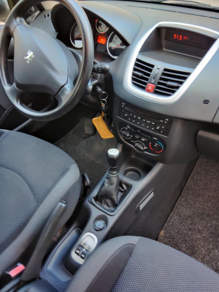 Peugeot 206+ - 2009 - klimatyzacja, centralny zamek, elektryczne szyby