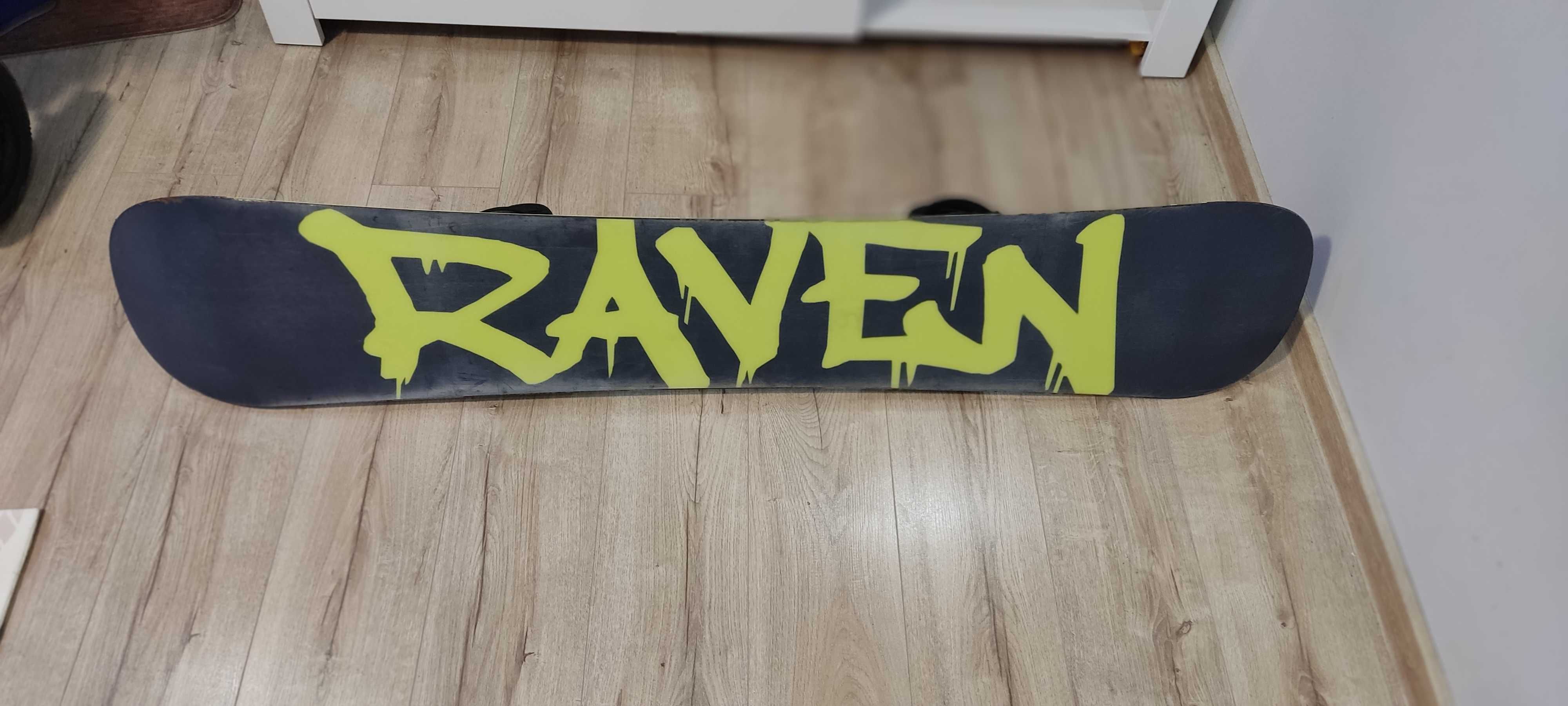 Snowboard Raven + wiązania + buty 47