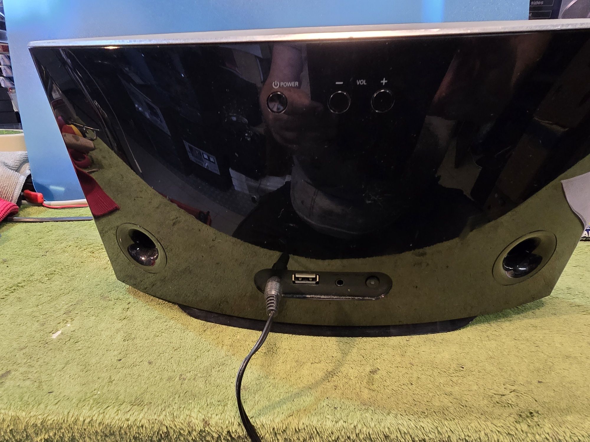 PHILIPS AD7000W/12 głośnik Bluetooth, USB, AUX.