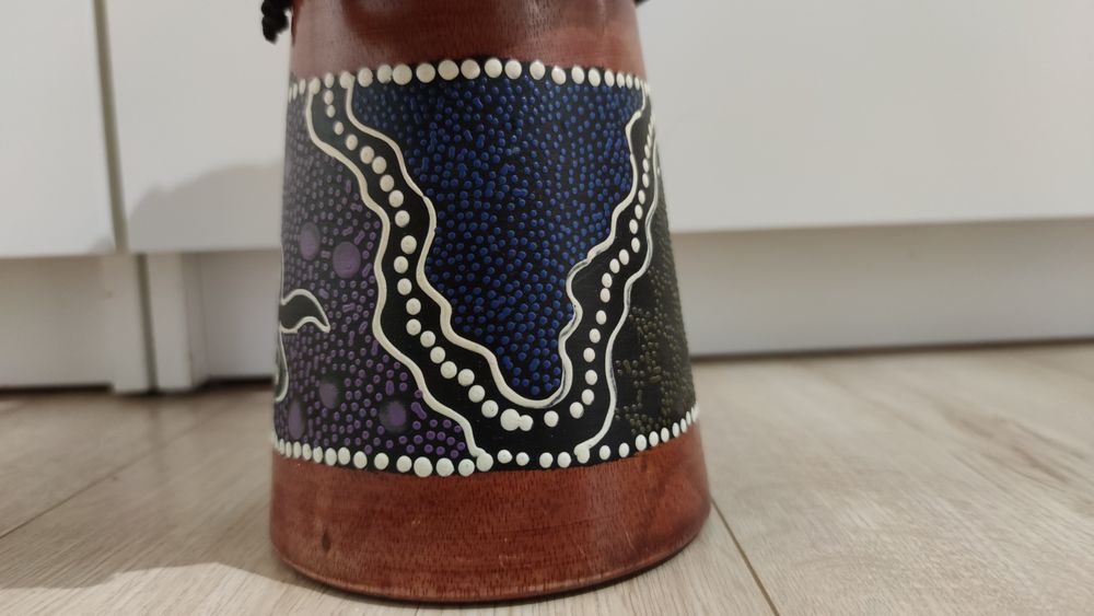 Piękny bęben ręcznie wykonany