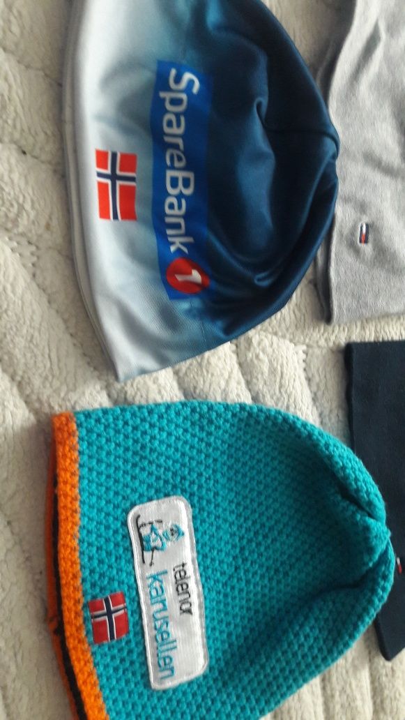 Czapka zimowa do biegania  na rower Tommy adidas real madryt