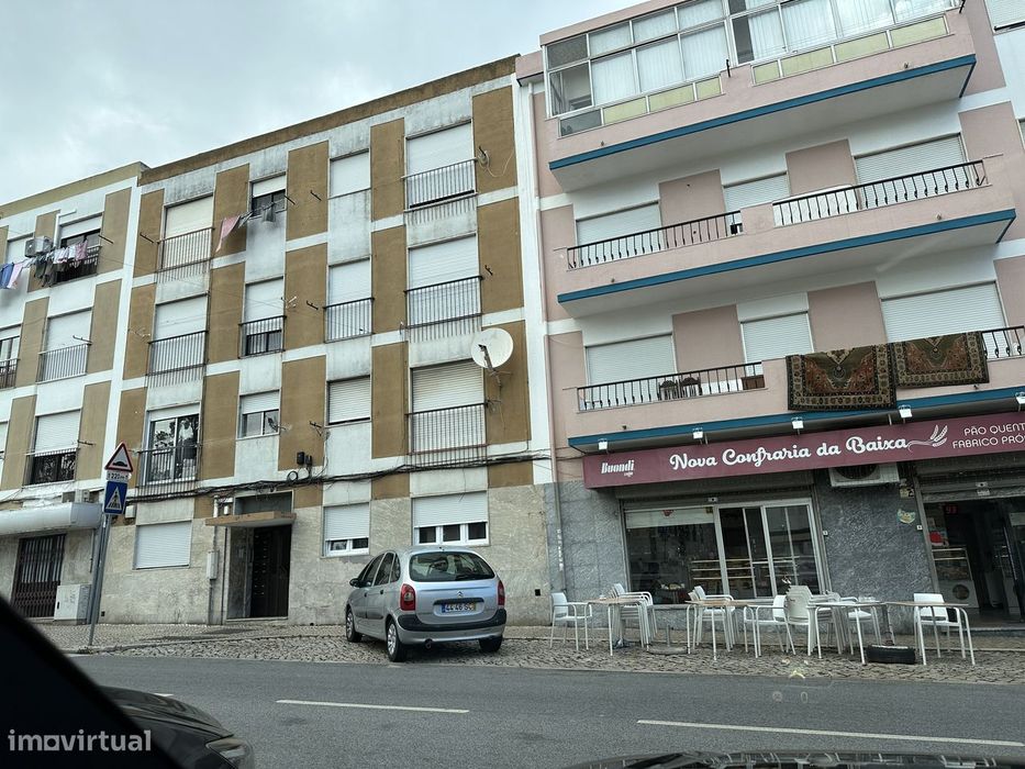 T2 - Baixa da Banheira.