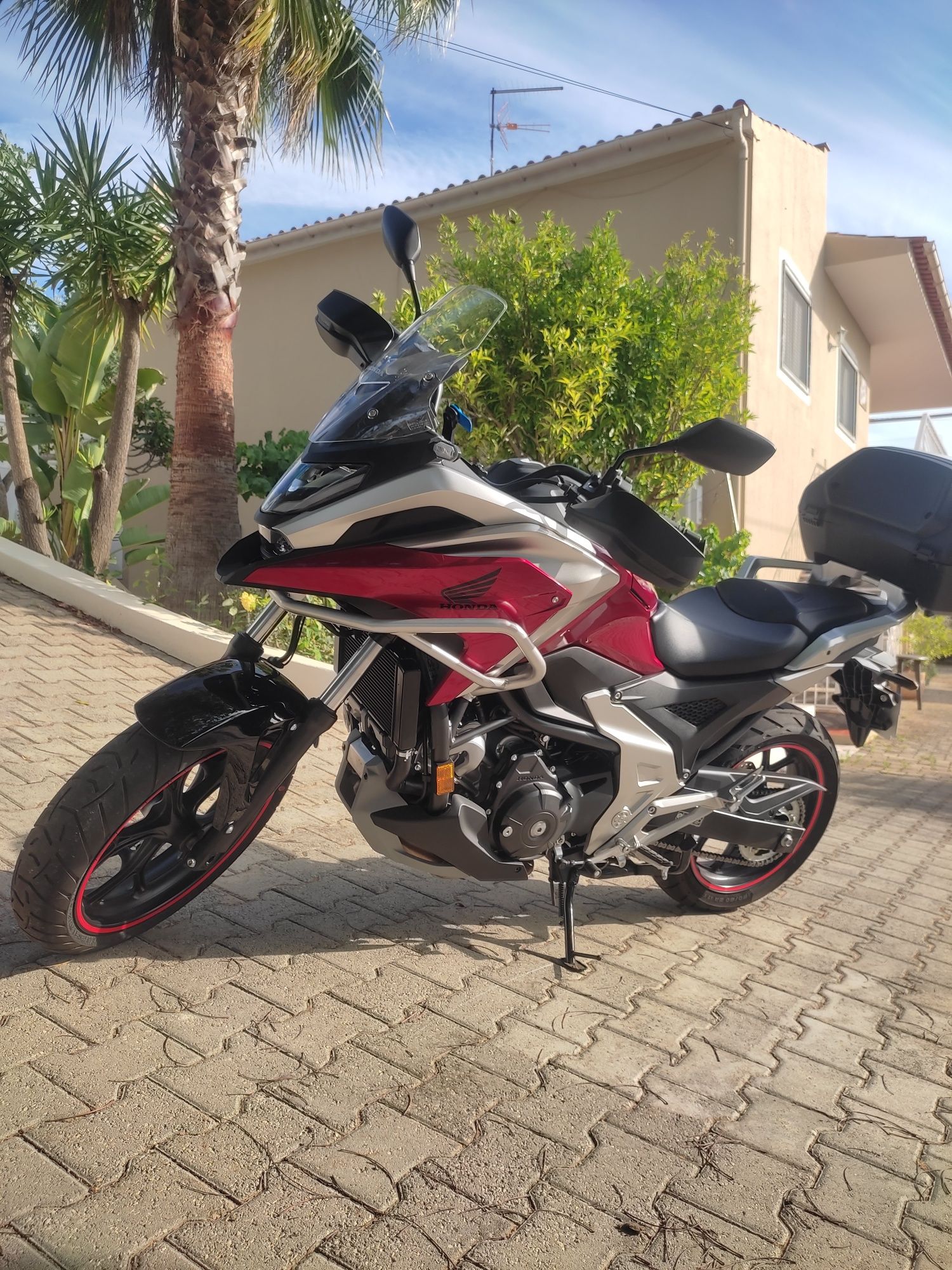 Honda nc750x 2023