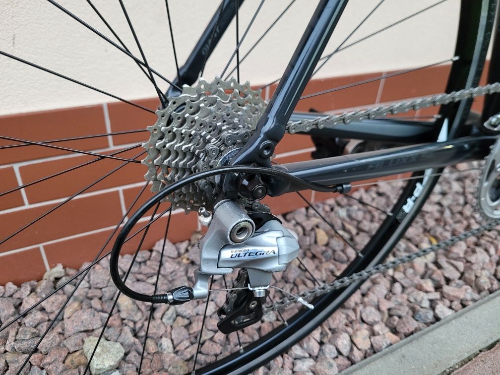 Rower szosowy GIANT DEFY 0 * Shimano Ultegra 3x10 * Aluxx SL * L 55cm