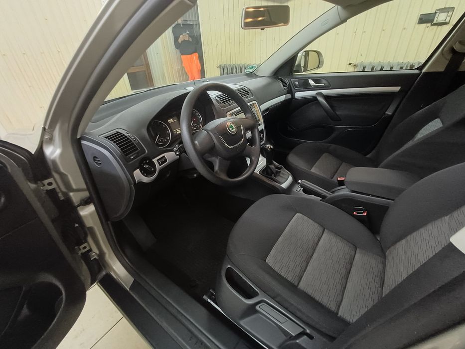 Продам skoda a5 1.4 tsi 2010 рік