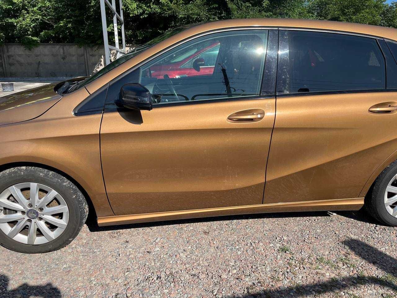 Mercedes-Benz B-Class 2013