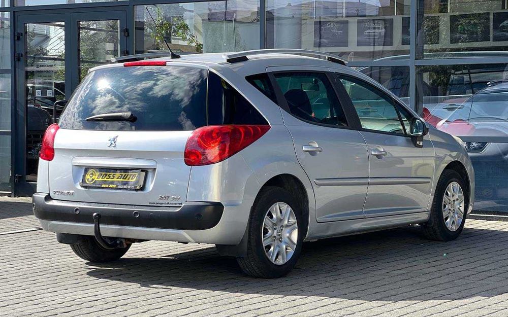 Peugeot 207 2010