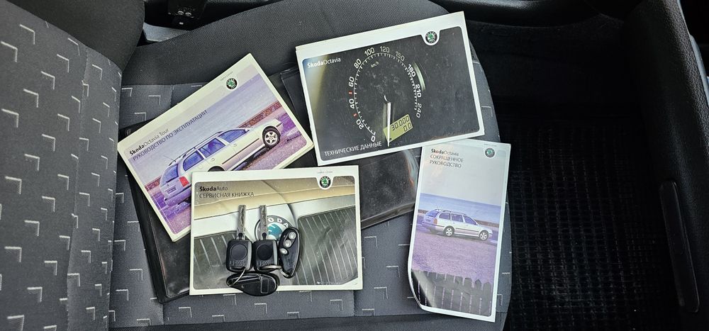 Продам  Skoda octavia tour