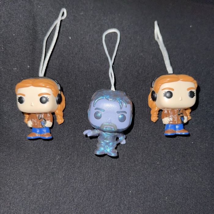 Stranger things, Max (Макс), Jim Hopper (Джим Хоппер з вивороту)