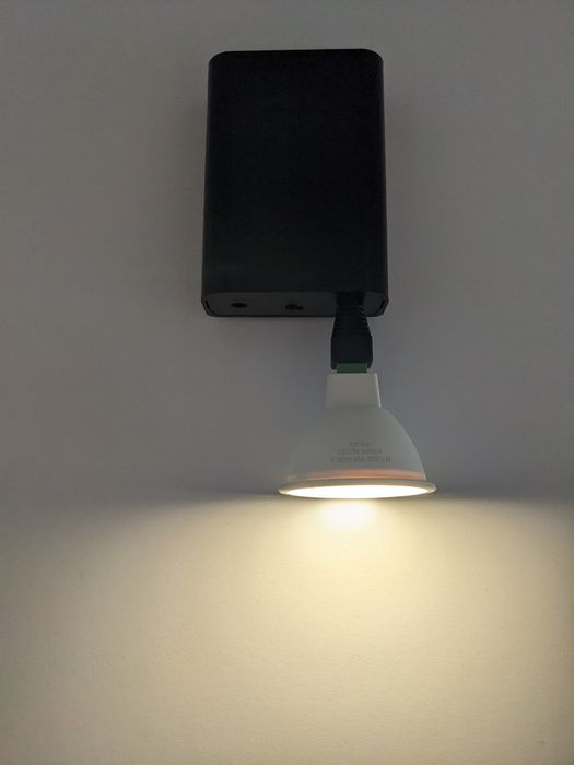UPS, ДБЖ для WI-FI роутеру 5V/9V/12V ємністю 21000mAh