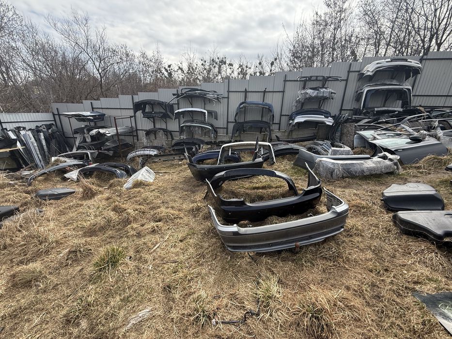 Бампер передній задній BMW E46 Е39 Е53 Е60 Е61 Е65 Е70 Е83 Е87 Е90 Е91