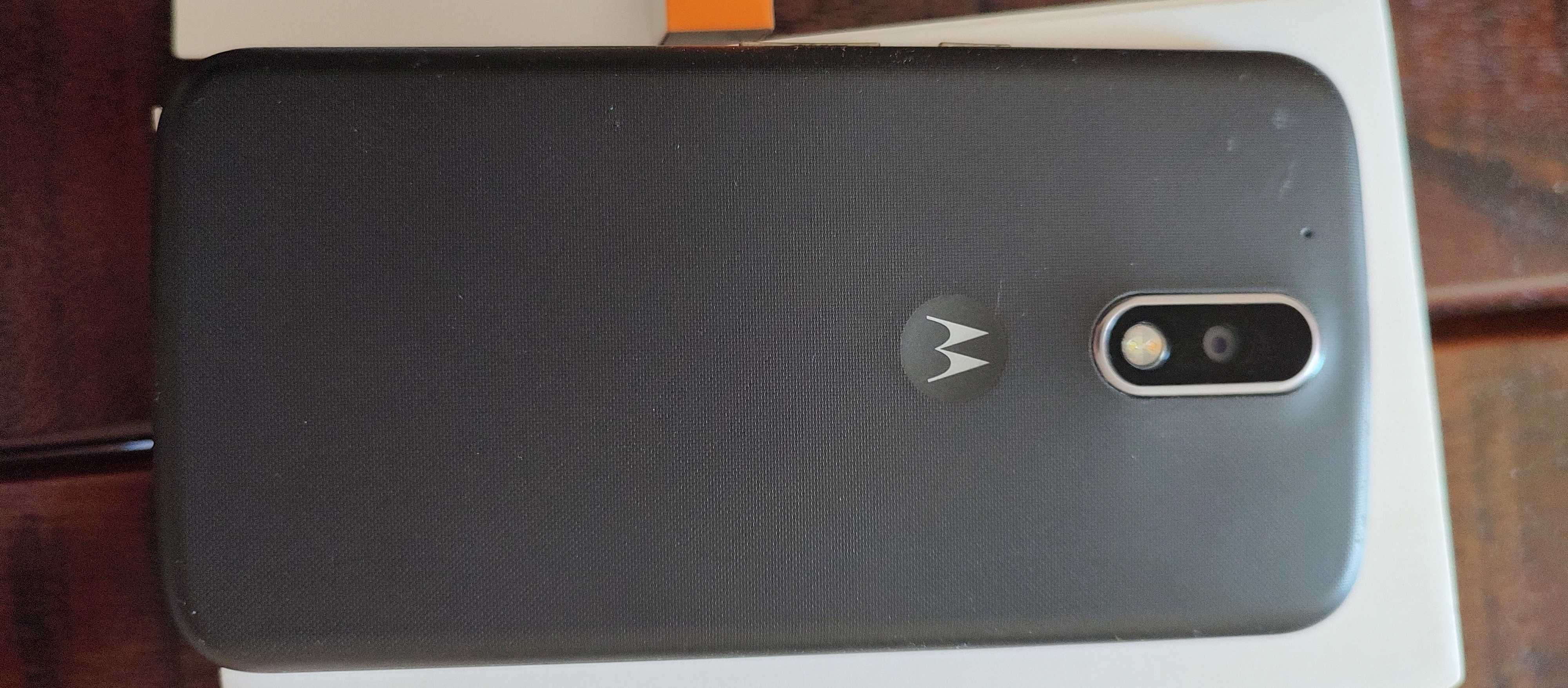 Мобильный телефон Motorola MOTO G4 (XT1622) Black