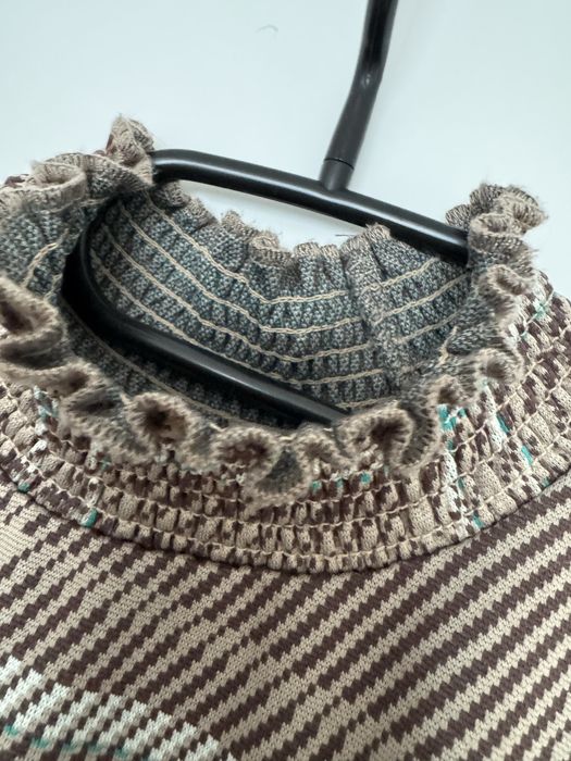 Sukienka jesienna plisowana na pasek