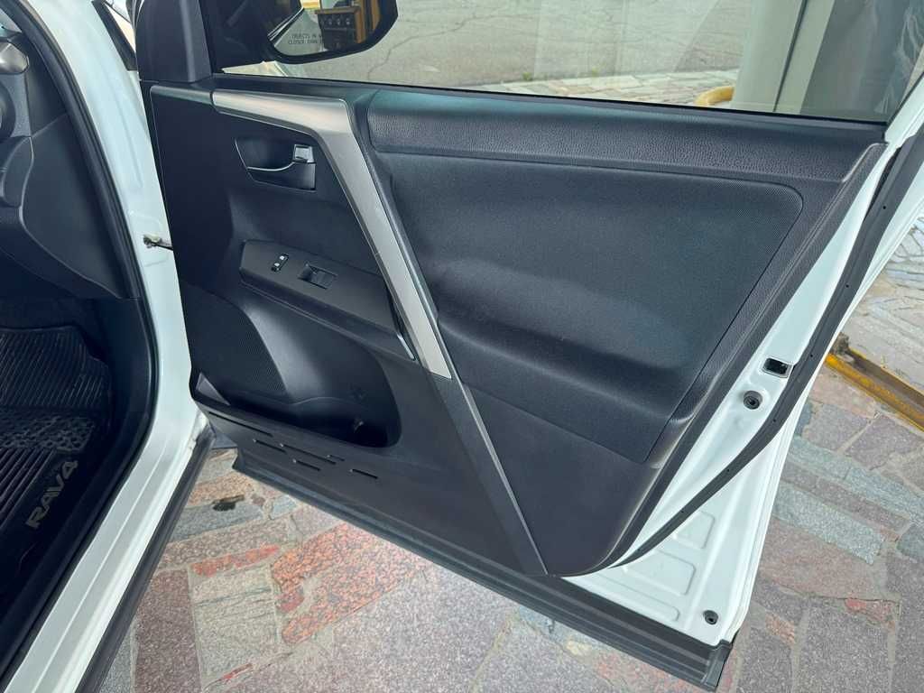 Toyota Rav4 AWD 2016 Auto