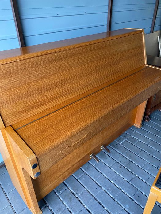 Pianino Barratt & Robinson