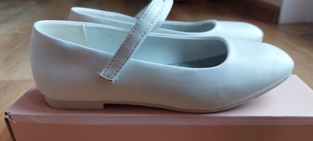 Buty do komunii dla dziewczynki 33