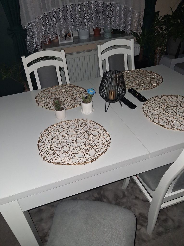 Stol do salonu 6 krzeseł