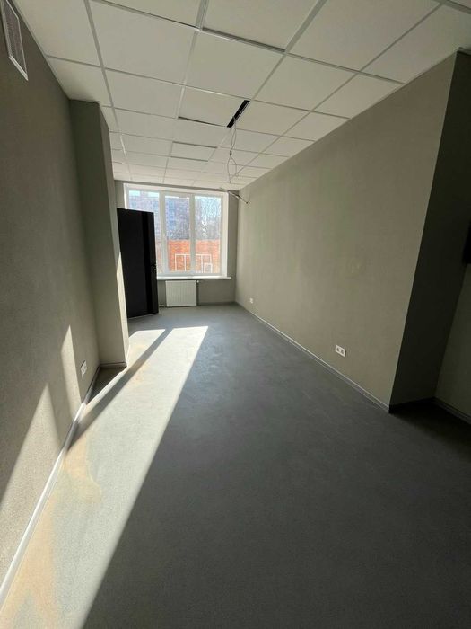 Оренда нового офісу на два кабінета.