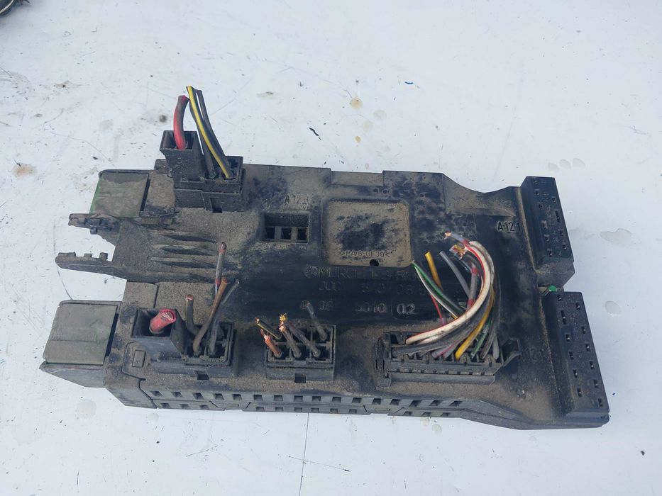 Skrzynka Bezpieczników Volkswagen LT 35 /28 96-06r WYSYŁKA