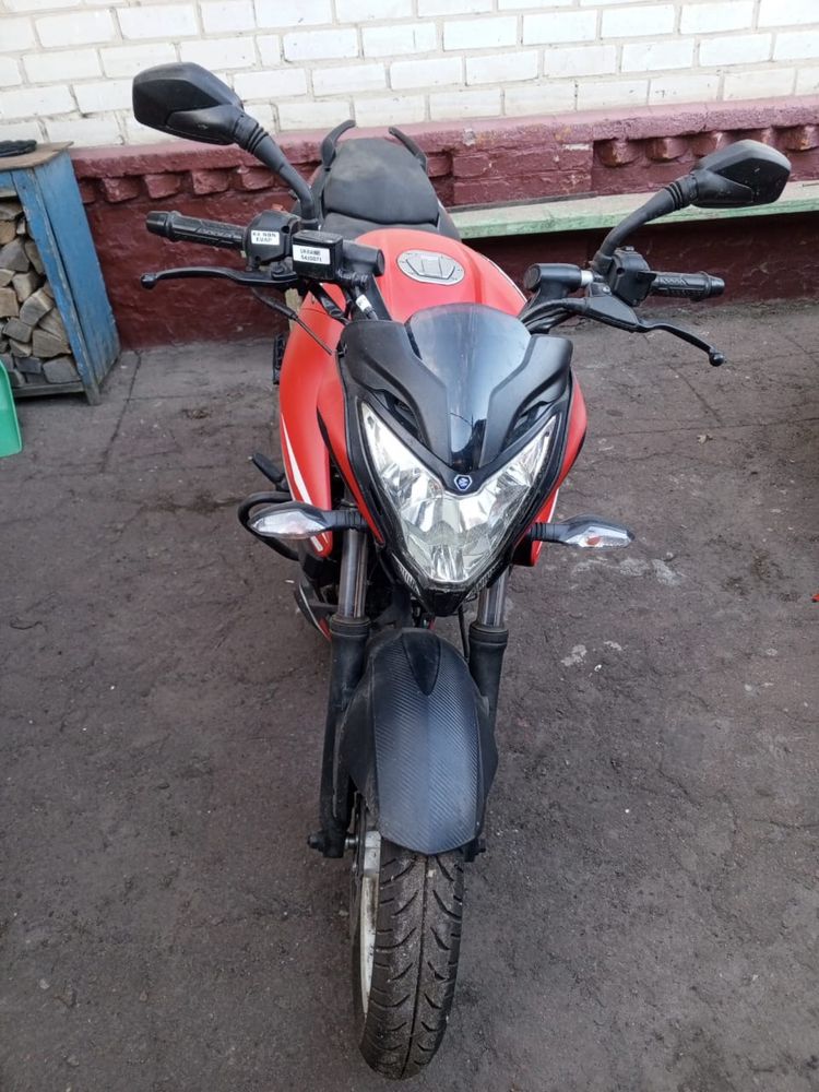 Мотоцикл - Bajaj Pulsar NS 200сс
