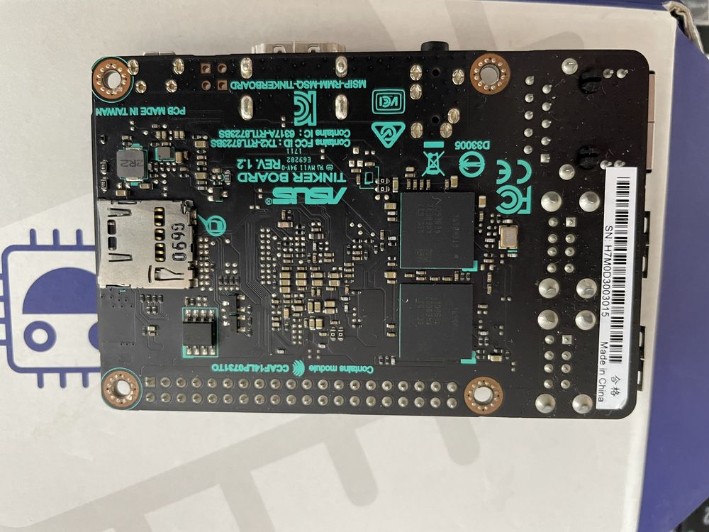 Мини компьютер Asus tinker board