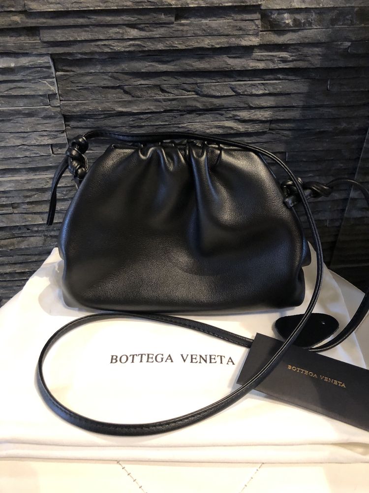 Bottega Veneta czarna torebka