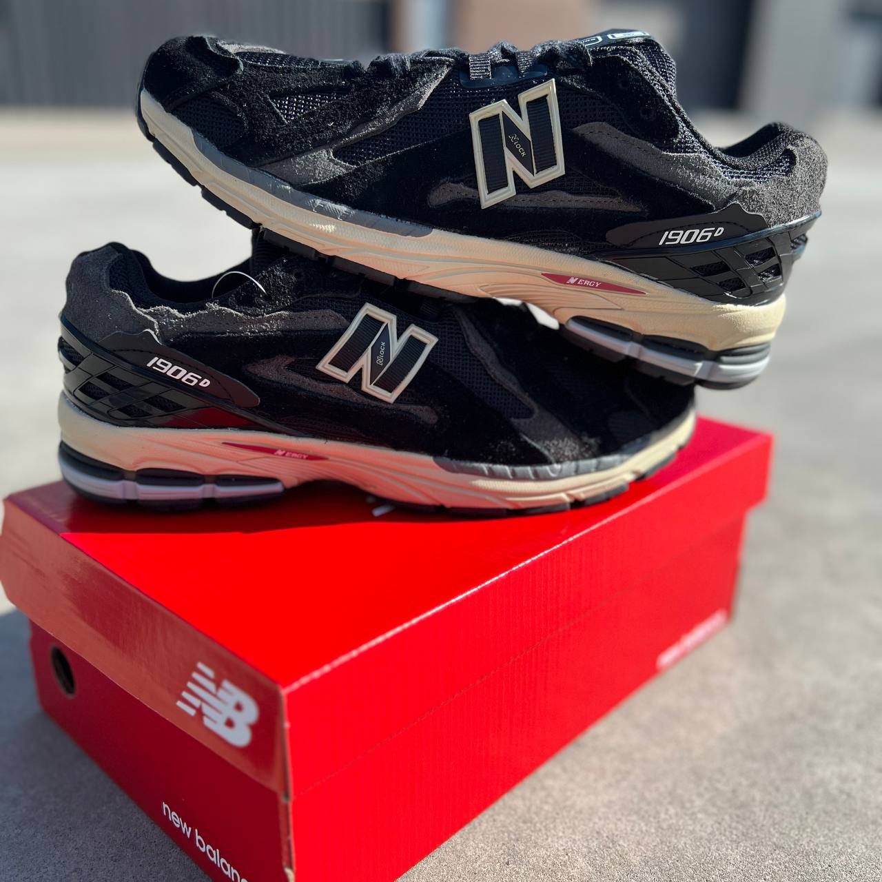 Кросівки чоловічі New Balance 1906D